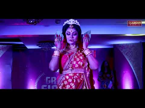 Debashree Naru Iconic Bridal show. Glamour World. 
Ramp Walk