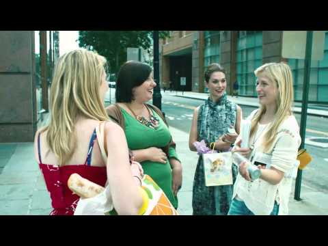 Он гораздо популярнее тебя - Tрейлер