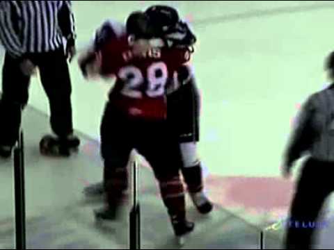 Grant West vs Robert Davis
