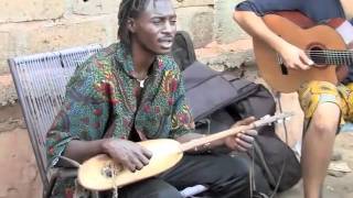 music cycles with Sèkè Chi - Green Brooms / Bani
