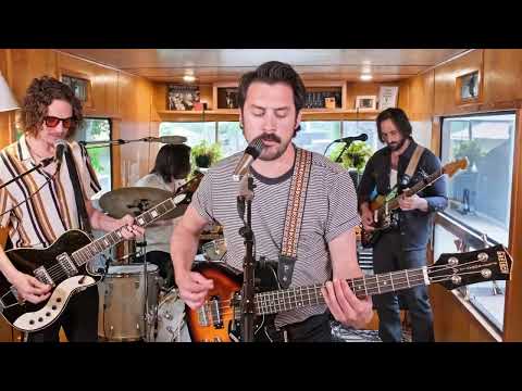 Mo Lowda and The Humble - Beachtown