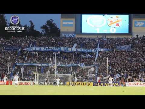 "Clip Hinchada vs. Arsenal" Barra: La Banda del Expreso &bull; Club: Godoy Cruz
