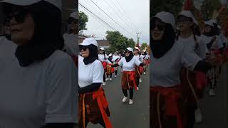 Download lagu Crazy cheers for the carnival of mothers, mothers of RT 06 sing the most beautiful #shorts #cheer... mp3