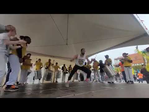 Démonstration de Capoeira pour le Carnaval d'Evry-Courcouronnes !