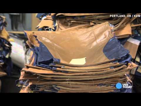 download lagu mp3 mp4 What Are Canvas Bags Made Out Of, download lagu What Are Canvas Bags Made Out Of gratis, unduh video klip What Are Canvas Bags Made Out Of