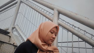 Download lagu MENGHITUNG HARI - SHORT STORY mp3 Download lagu MENGHITUNG HARI - SHORT STORY mp3