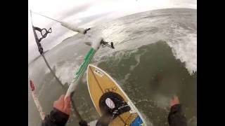 preview picture of video 'Light Winds - Small Surf - Kitesurfing = Fun'