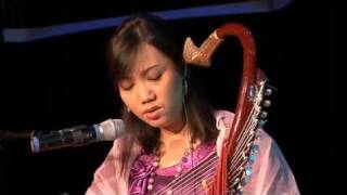 Burmese harp and classical music - Yadana Oo