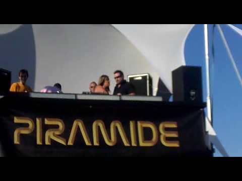 dj Nenna Summer Rave 2010 Piramide