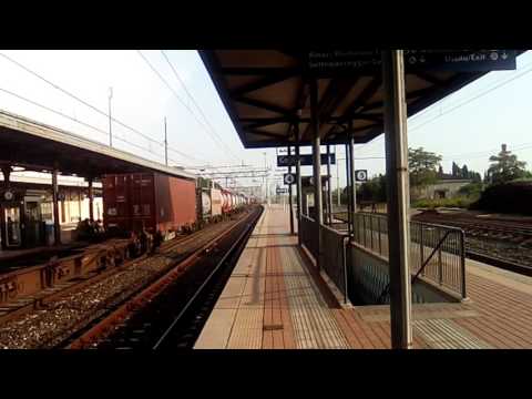 E652-031 sul TCS Pomezia Gallarate in transito a Cecina