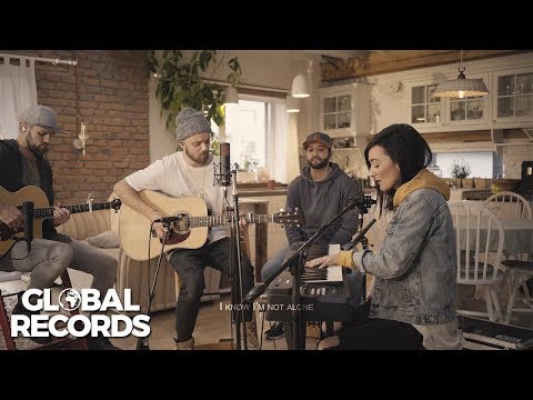 White Lynx - Heaven On Earth ft. Emberlyon [Acoustic Session]
