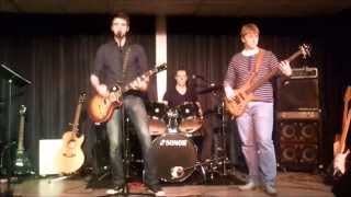 De band SUNDAY, live in Emmer_Compascuum 01-12-2013