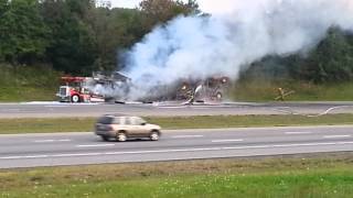 preview picture of video 'Truck fire on I71 South'