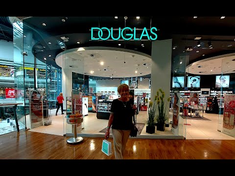 MY MOM WENT CRAZY SHOPPING! 🤩