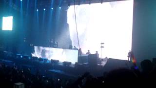 Euphoria [Usher] (Swedish House Mafia Extended Dub) - Swedish House Mafia (One Last Tour in Manila)