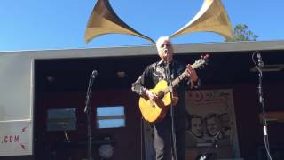 ROBYN HITCHCOCK - "Queen Of Eyes" (Soft Boys cover) 10/1/16