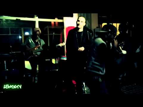 Lilman Lentz Feat, Ishie L - Moving Forward (Acoustic Live Version)