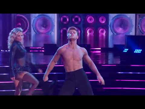 Robert Irwin’s TikTok Night Salsa | Dancing with the Stars