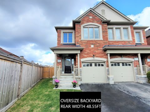 Touring Inside a Semi Detached in East Gwillimbury, Ontario | 20 Silver Charm Dr, East Gwillimbury