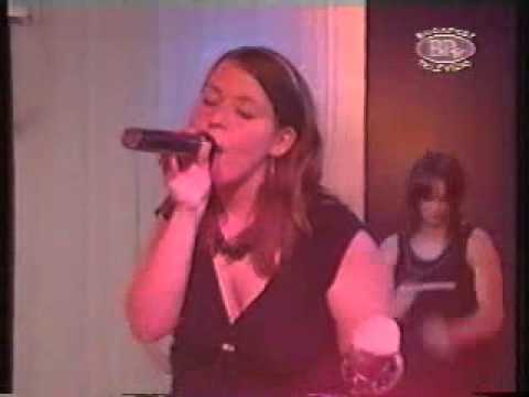 Club Gangsters feat. Merci- Ölelj úgy