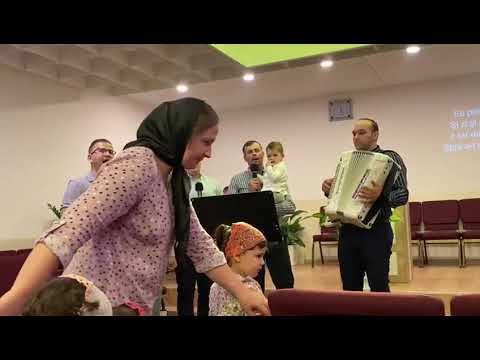 Să-i mulțumești lui Dumnezeu de ai în lume azi o mamă.  Grupul Maranata Wiena