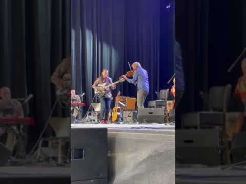 Lulo Reinhardt Latin Swing Project ( Gypsy meets Persia - Electric Version )