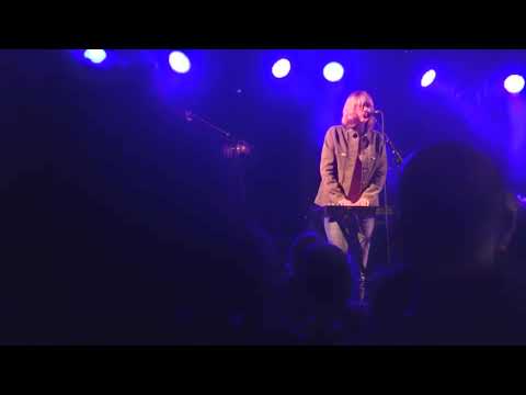 Beth Orton - Wave (live at HomeGathering, Hoult's Yard, Newcastle upon Tyne 17/9/2017)