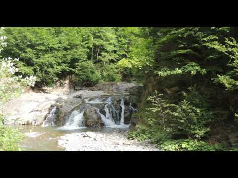 Cascada Putnei, Cheile Tisitei