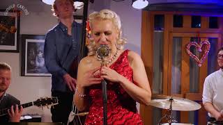 White Christmas - Gunhild Carling LIVE
