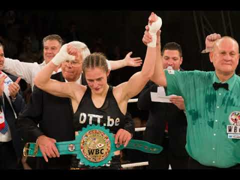 Delfine Persoon 7 x WBC World Champion !