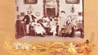Music video thumbnail preview for Banda do Casaco - Era uma vez uma velha by Banda do casaco