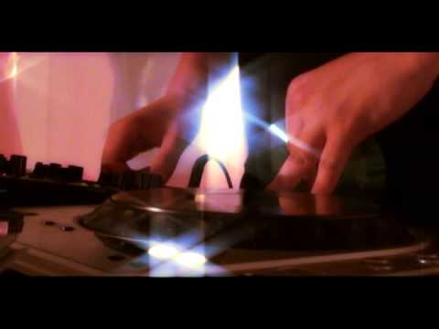 Vess feat. Lamoza & Da`CooL - Summer Hit