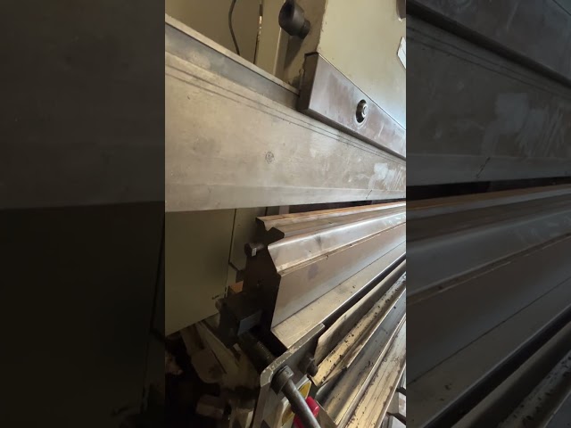 1411341 Hydraulisk kantpress, Pullmax Ursviken EKP CNC 64 26/205, endast 4017h