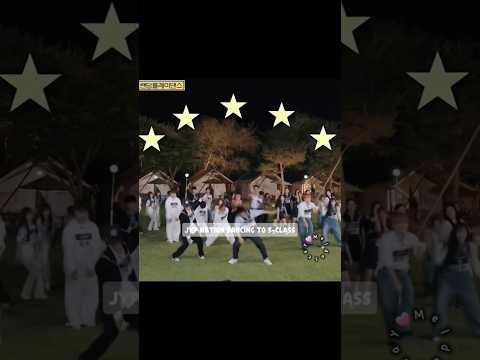 JYP NATION DANCING TO S-CLASS💃🕺💃🕺💃🕺💃🕺💃🕺 #straykids #hyunjin #bangchan #jeongin #changbin #jypnation