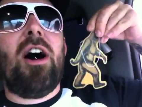 The Daily Woo - Day 117 - 10/26/2012 - Ask Bigfoot A Question !