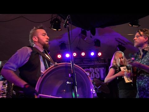 17 Hippies - Chassidic Song (15/17)