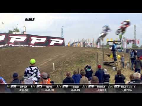 Dean Ferris passes Antonio Cairoli MXGP of Germany 2015 - motocross