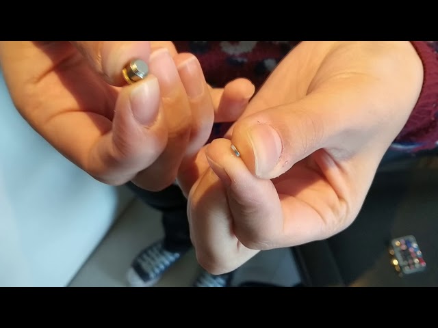 Vídeo relacionado con DMNQ 5 Pares Pendientes Iman Hombre - Pendientes Magneticos de Iman - 6 Mm