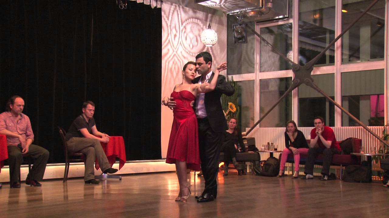 Özgür Demir+Marina Marques mit Puglieses Chiqué