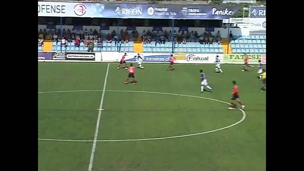 Ginho defesa central/ center back