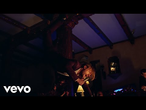 FINNEAS - Lotus Eater