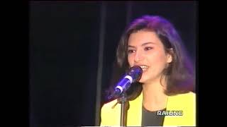 LAURA PAUSINI  NON C' E'  [IL CANTAGIRO 1993]