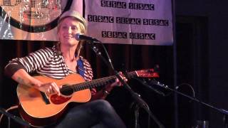 Jill Sobule &quot;Good Life&quot; 2013 DURANGO Songwriter&#39;s Expo/SB