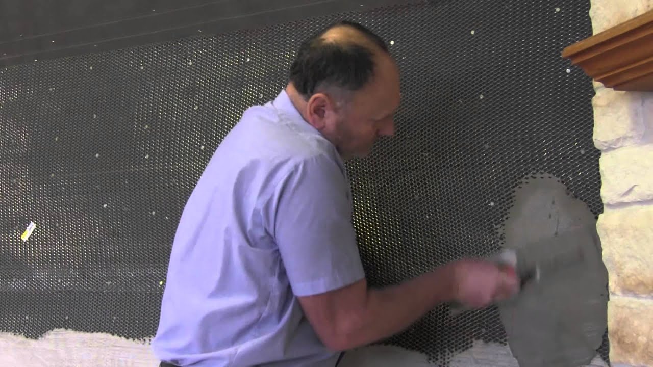 Step 2   Scratch Coat Application