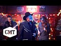 Tracy Lawrence Performs "Cold Beer" from Santa’s Pub | CMT's A Tennessee Kind of Christmas
