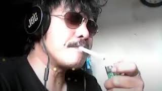 Download lagu meni geuleh Doel Sumbang mp3 Download lagu meni geuleh Doel Sumbang mp3