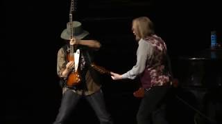 Tom Petty And The Heartbreakers - Runnin&#39; Down A Dream (Philadelphia,Pa) 7.1.17