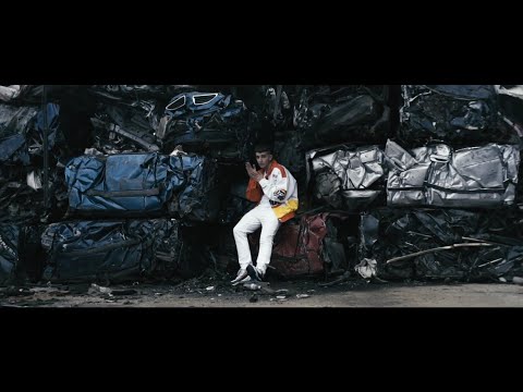 Recycled J & Selecta - Tiempo (Video Oficial)