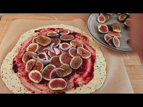 how to MAKE fig, honey, goat cheese and walnut tart. A FRENCH cook gave me the RECIPE