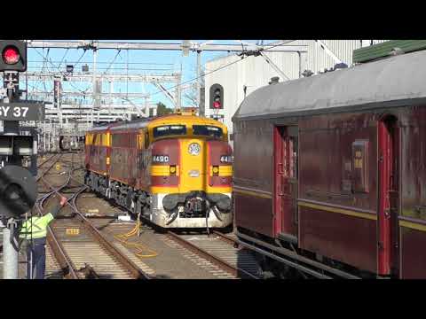 Australian Trains: Historic Diesels 4403 & 4490 shunt at Central Station